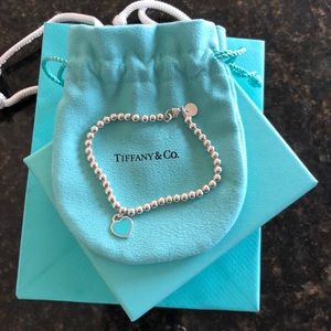 Tiffany beaded bracelet with heart charm